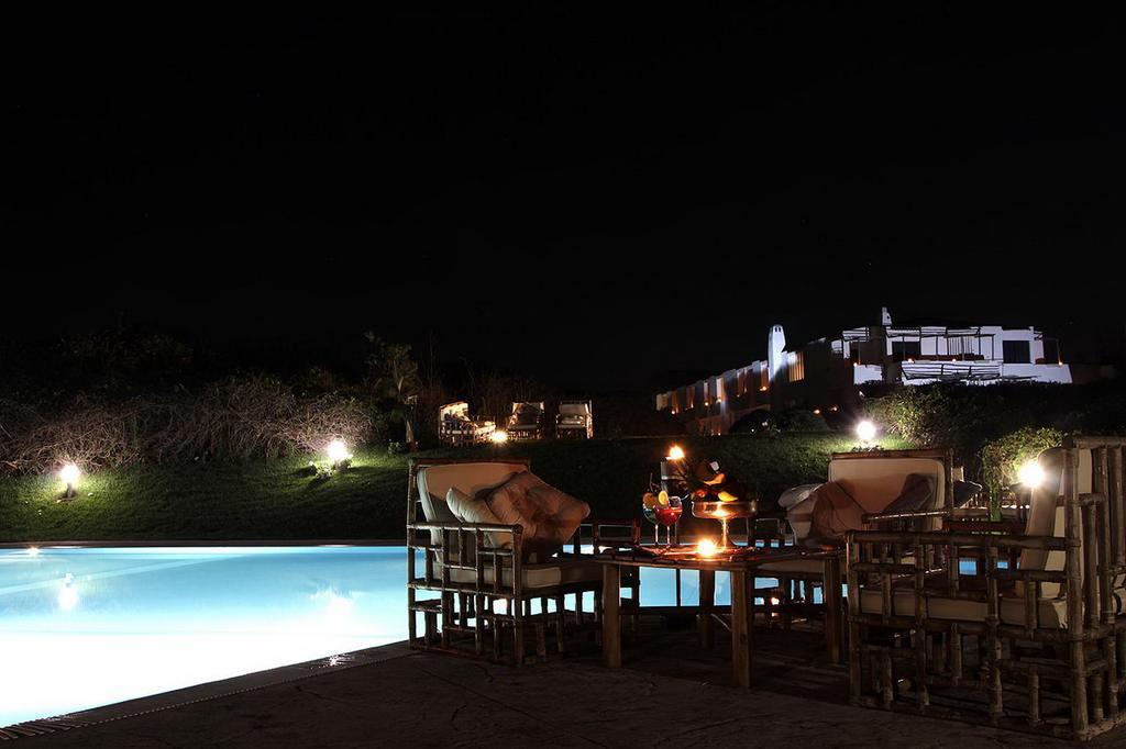 Hotel Della Baia Baia Domizia Exterior photo