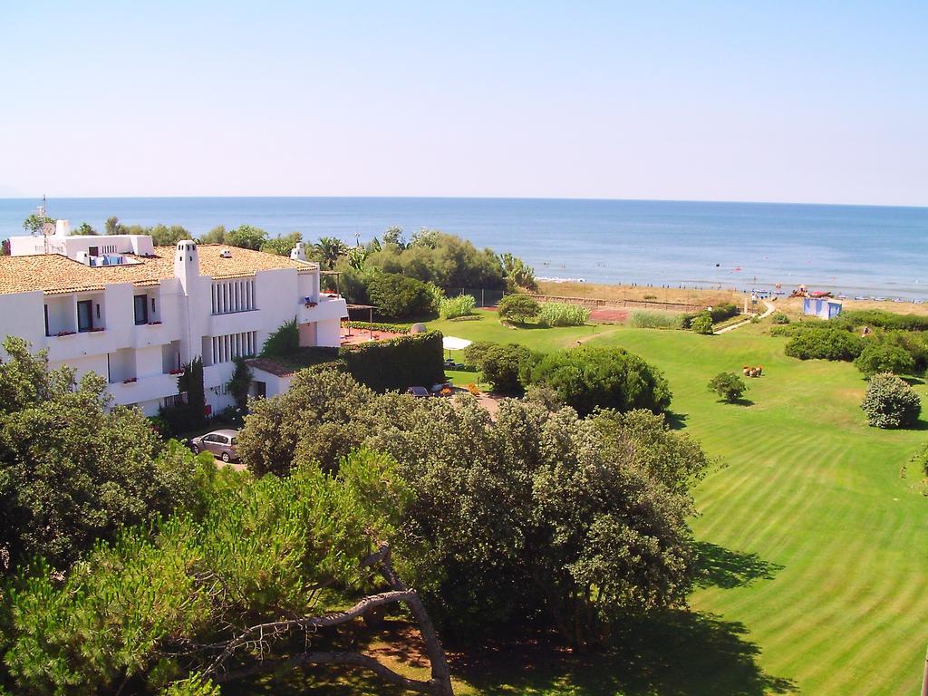 Hotel Della Baia Baia Domizia Exterior photo
